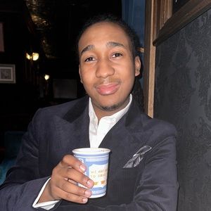 Meet your Posher, Nicholas